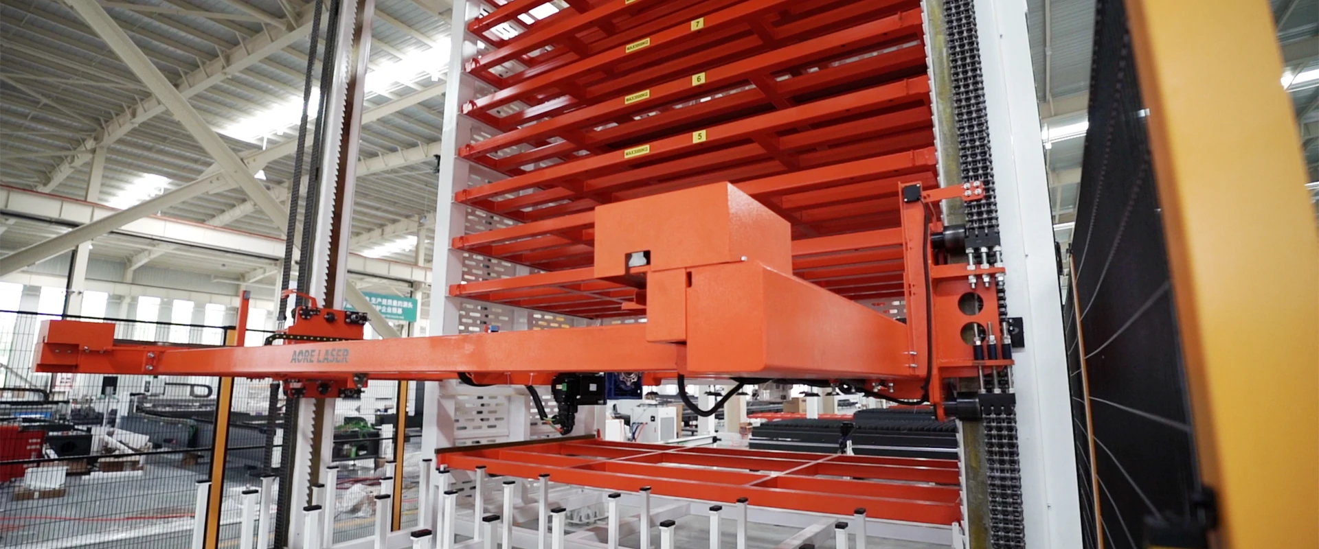 Las ventajas de la automatización de las máquinas cortadoras láser de fibra (4).webp