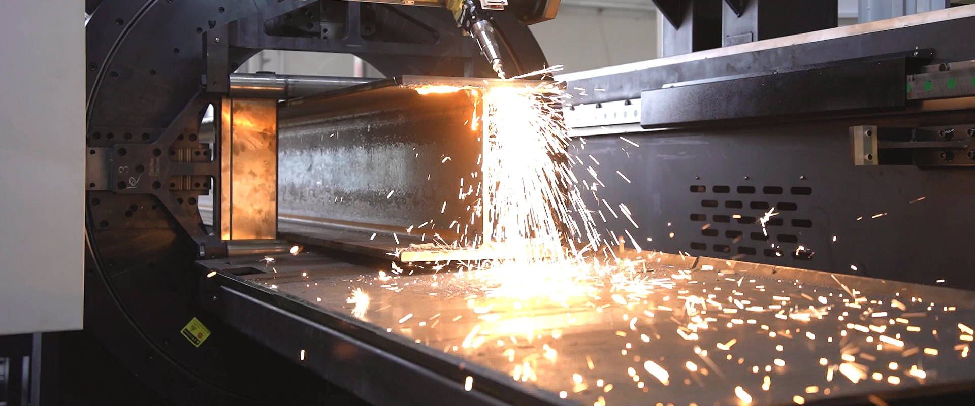 Prueba de corte de la máquina cortadora de tubos láser.webp