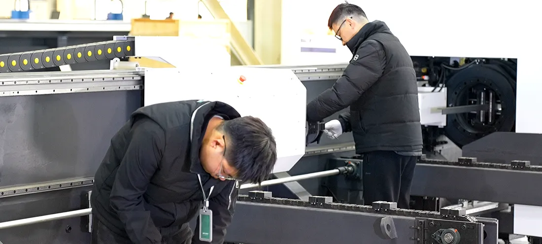 Cómo mantener una máquina de corte láser - aorelaser (3).webp